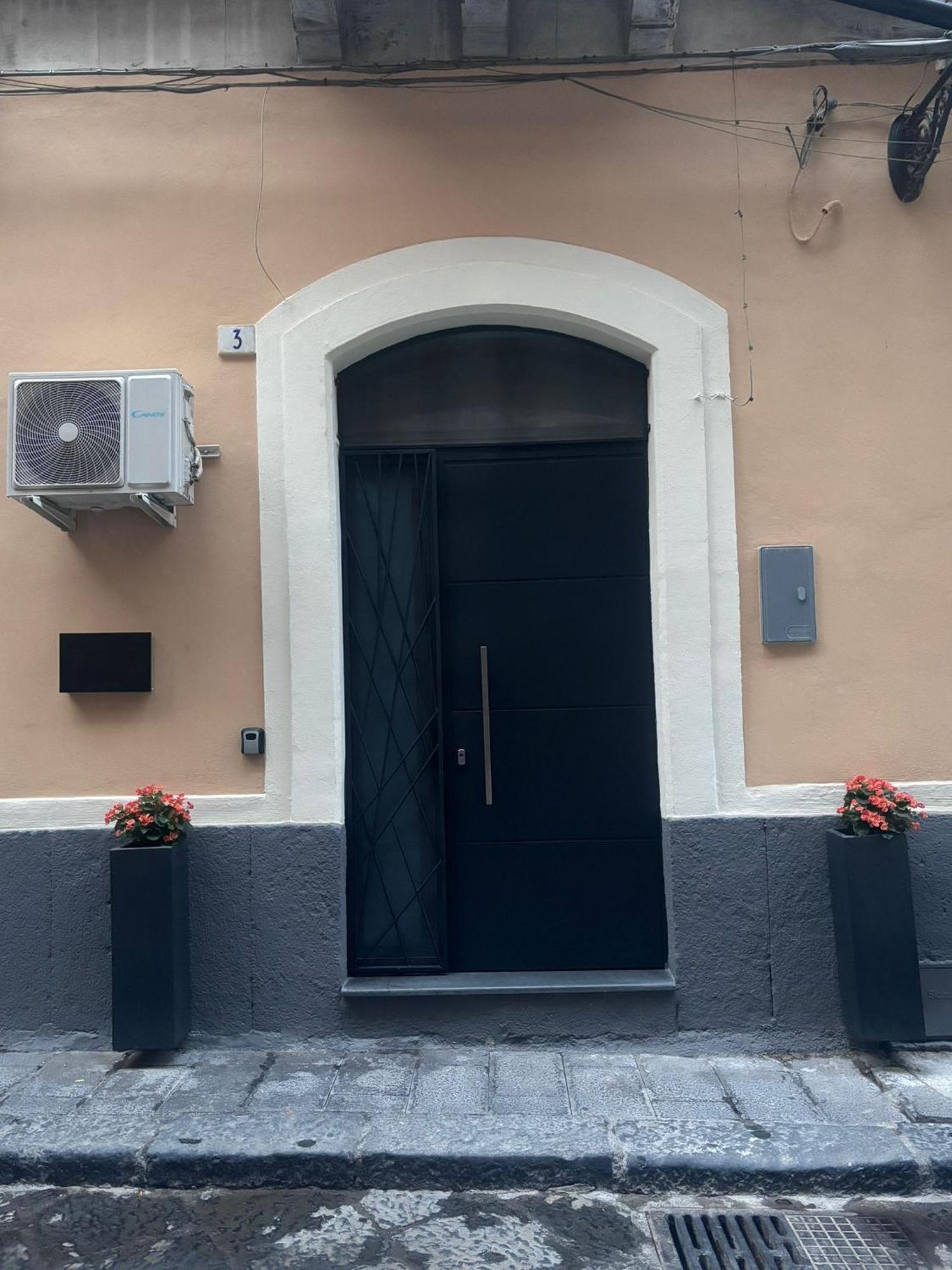 Opificio Apartment 卡塔尼亚 外观 照片